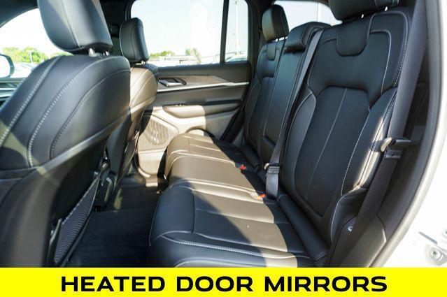 new 2025 Jeep Grand Cherokee car, priced at $46,091