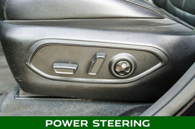used 2023 Jeep Grand Cherokee car, priced at $28,995