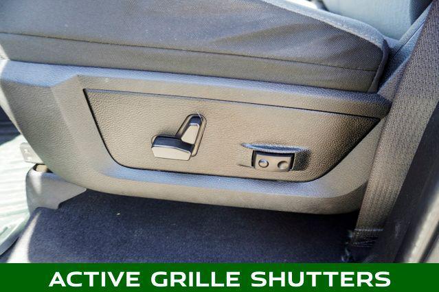 used 2022 Ram 1500 Classic car, priced at $28,995