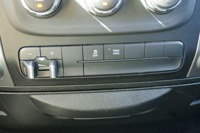 used 2022 Ram 1500 Classic car, priced at $28,995