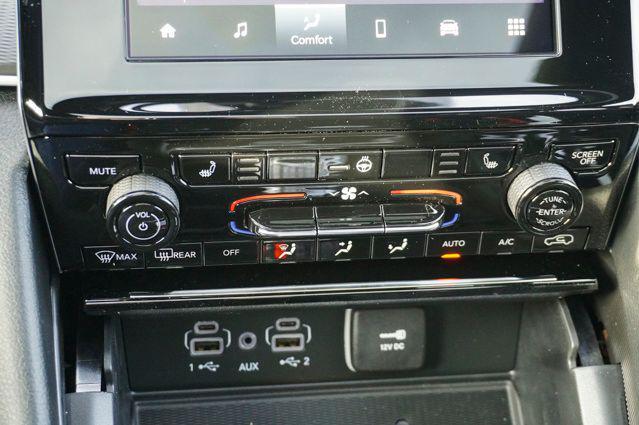 new 2025 Jeep Grand Cherokee car, priced at $42,995