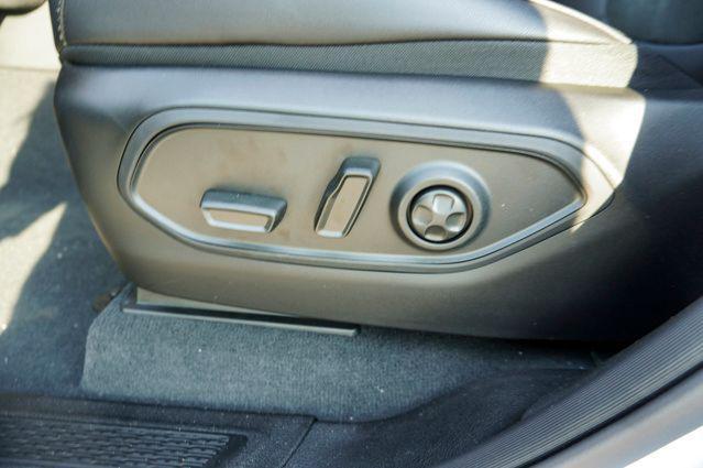 new 2025 Jeep Grand Cherokee car, priced at $42,995
