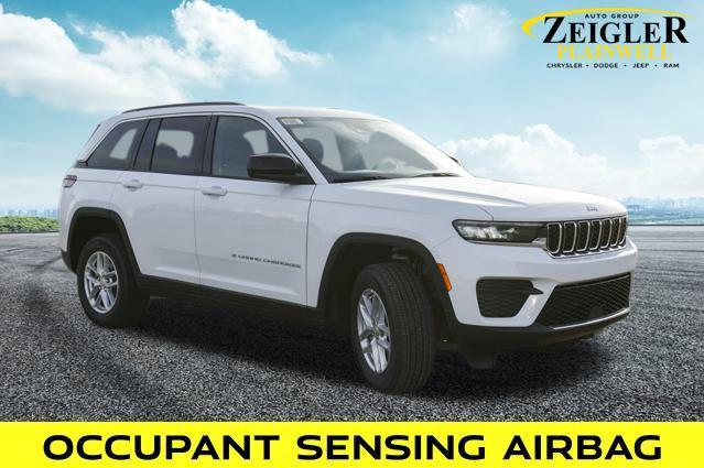 new 2025 Jeep Grand Cherokee car, priced at $42,995
