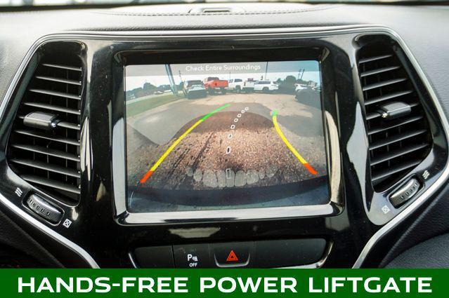used 2019 Jeep Cherokee car, priced at $17,995