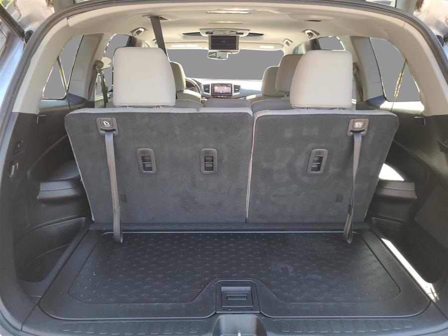 used 2017 Honda Pilot car, priced at $23,990