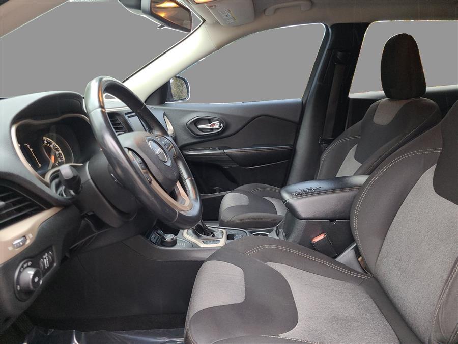 used 2014 Jeep Cherokee car, priced at $5,990