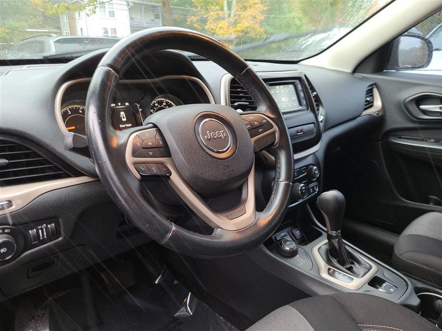 used 2014 Jeep Cherokee car, priced at $5,990