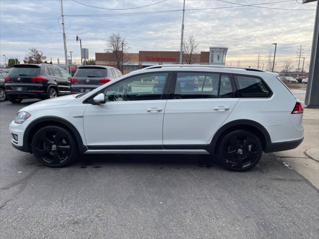 used 2018 Volkswagen Golf Alltrack car, priced at $14,999