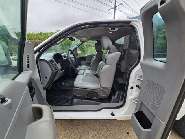 used 2006 Ford F-150 car, priced at $11,990