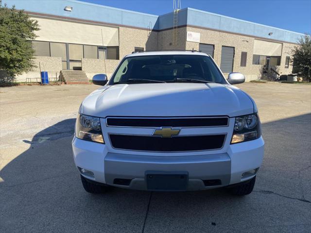 used 2007 Chevrolet Avalanche car, priced at $10,990