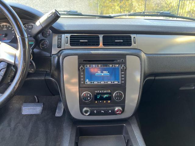 used 2007 Chevrolet Avalanche car, priced at $10,990