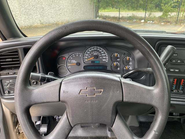 used 2005 Chevrolet Silverado 1500 car, priced at $10,990