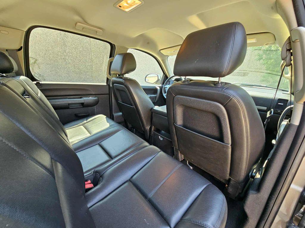 used 2013 Chevrolet Silverado 1500 car, priced at $11,990