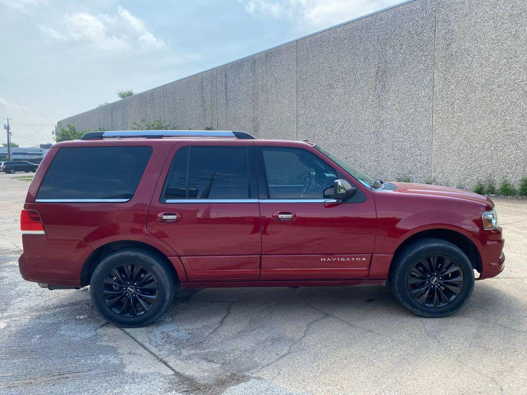 used 2015 Lincoln Navigator car, priced at $12,500