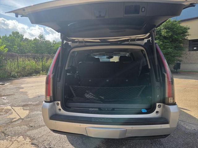 used 2016 Cadillac Escalade ESV car, priced at $18,493