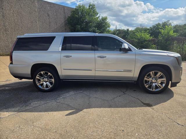 used 2016 Cadillac Escalade ESV car, priced at $18,888