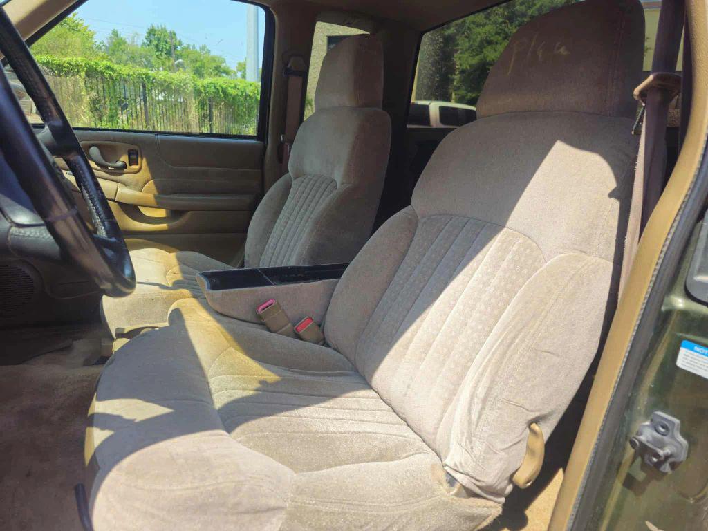 used 2001 Chevrolet S-10 car, priced at $5,990