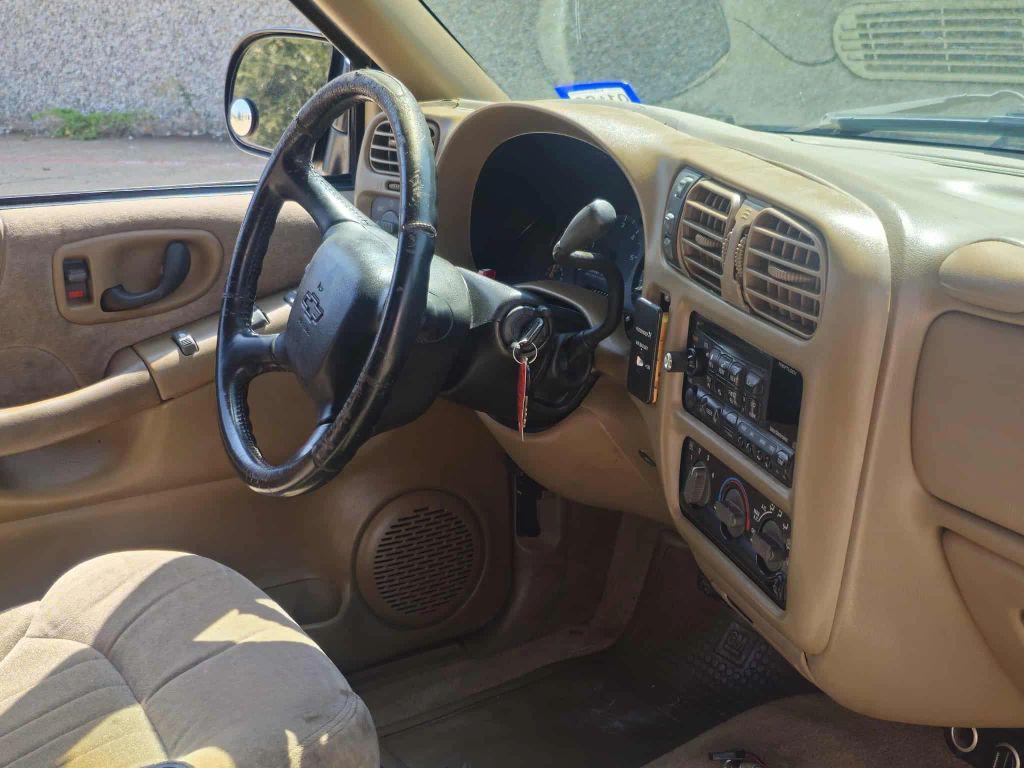 used 2001 Chevrolet S-10 car, priced at $5,990