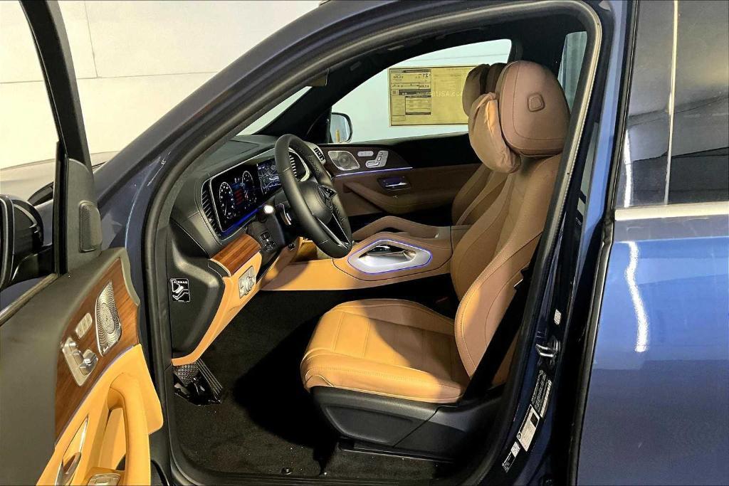 new 2026 Mercedes-Benz GLS 450 car, priced at $98,185
