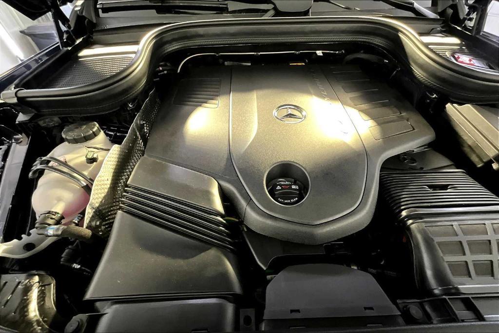 new 2026 Mercedes-Benz GLS 450 car, priced at $98,185