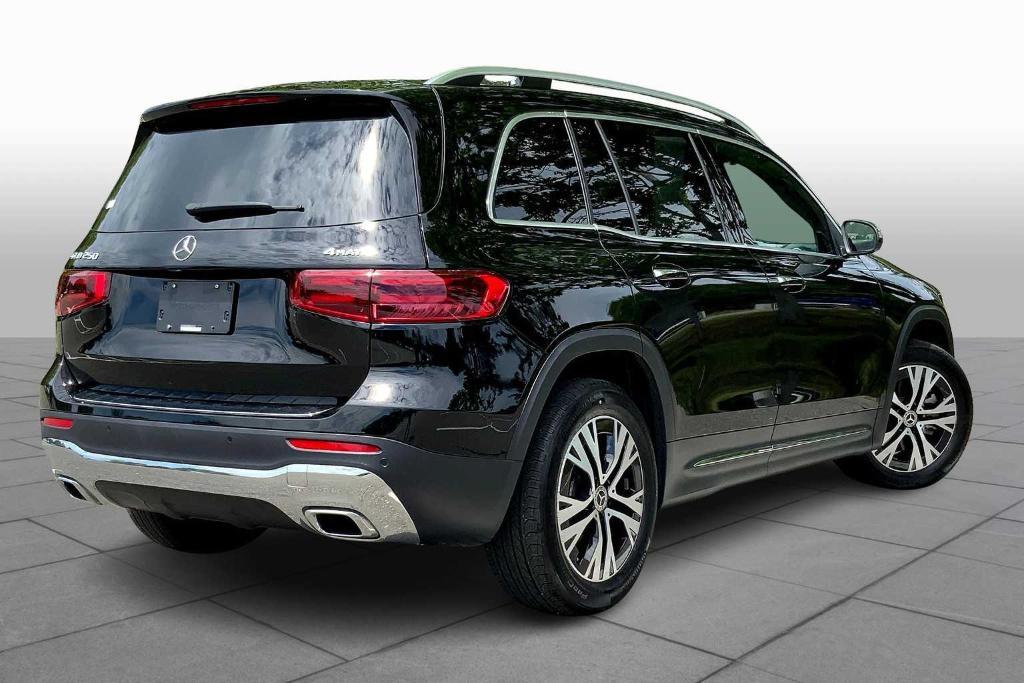 used 2024 Mercedes-Benz GLB 250 car, priced at $37,462