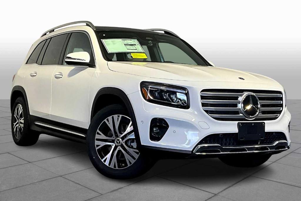 new 2026 Mercedes-Benz GLB 250 car, priced at $51,905