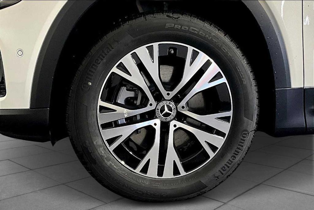 new 2026 Mercedes-Benz GLB 250 car, priced at $51,905
