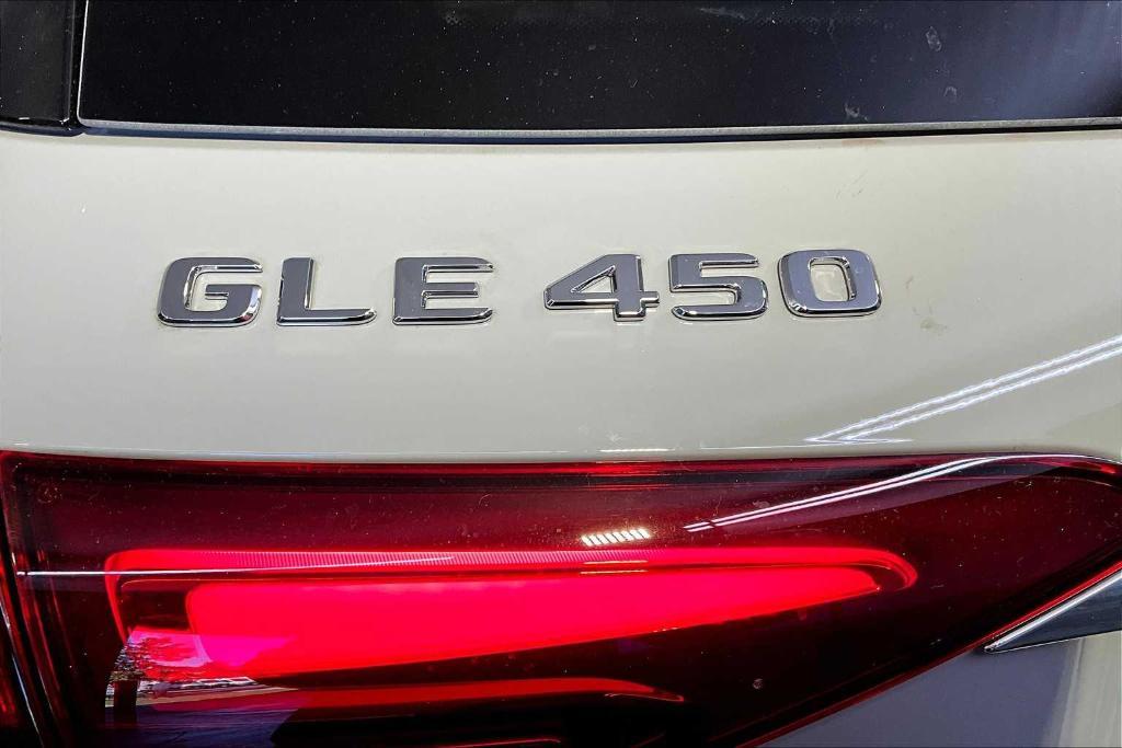 new 2026 Mercedes-Benz GLE 450 car, priced at $91,735