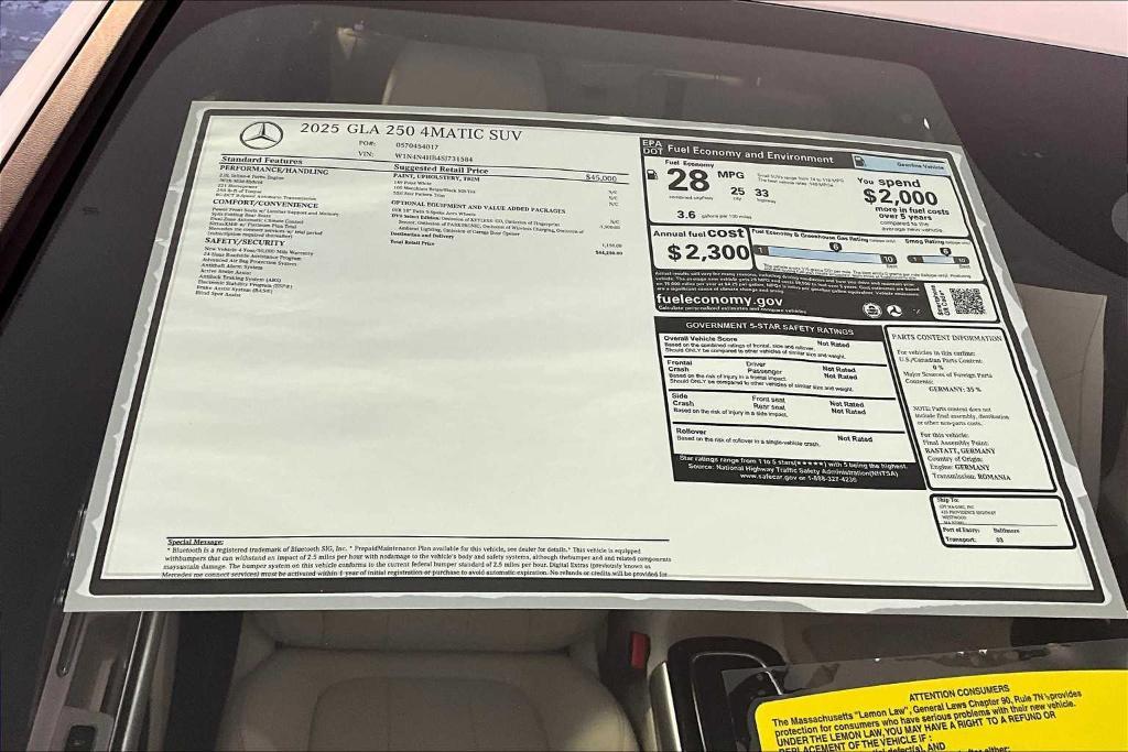 new 2025 Mercedes-Benz GLA 250 car, priced at $44,250