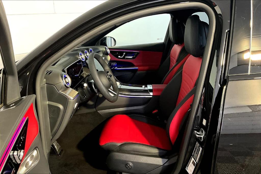 new 2025 Mercedes-Benz GLC 300 car, priced at $71,590
