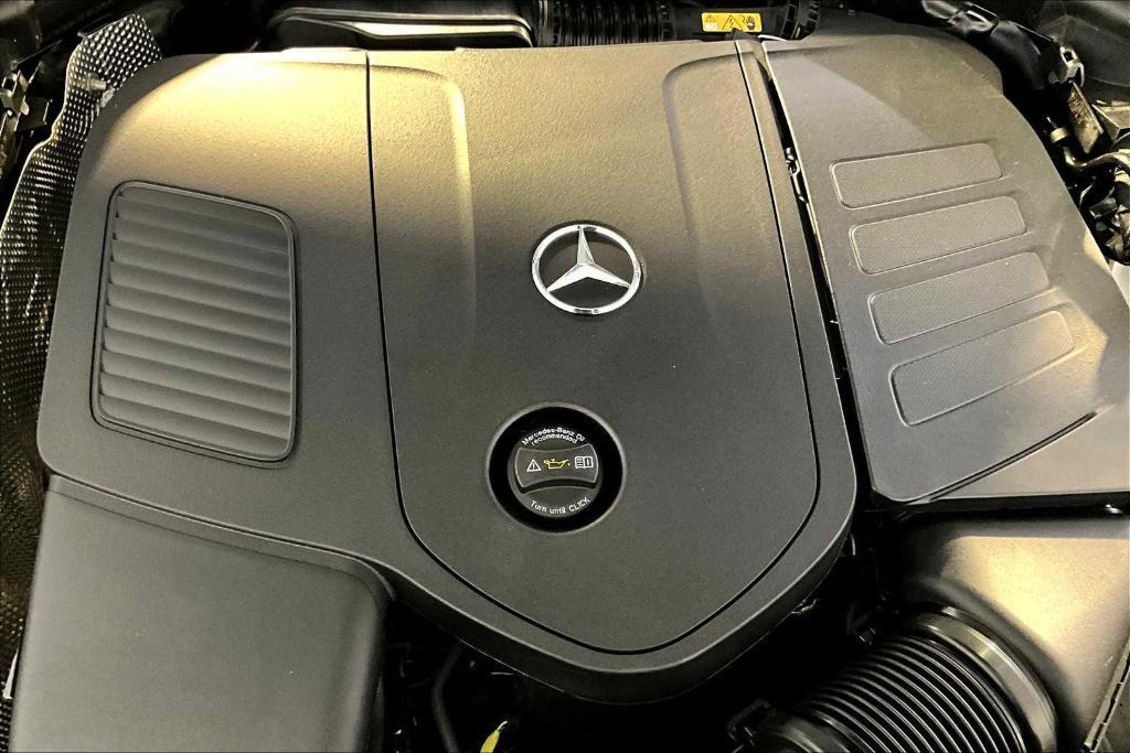 new 2025 Mercedes-Benz GLC 300 car, priced at $66,940