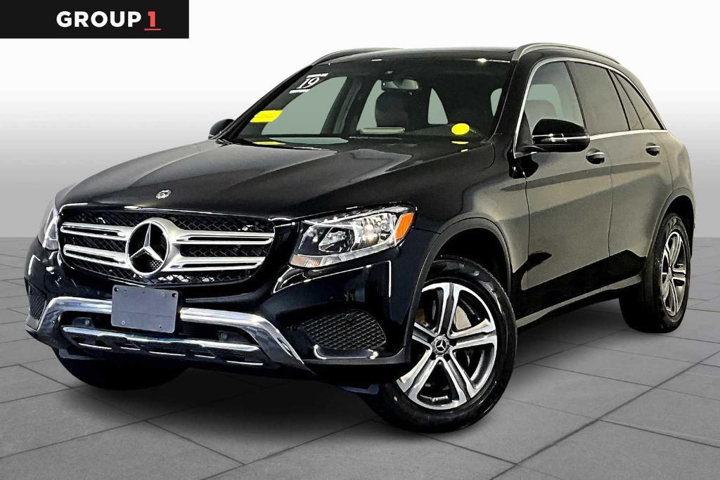 used 2019 Mercedes-Benz GLC 300 car, priced at $23,595