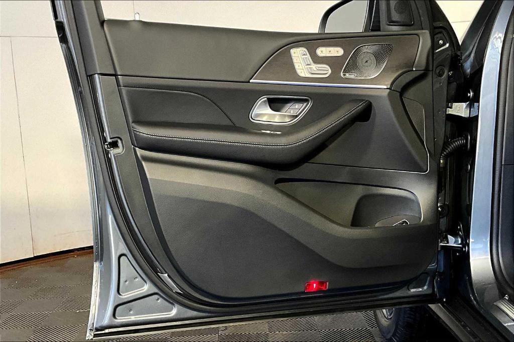 new 2026 Mercedes-Benz GLE 350 car, priced at $71,465