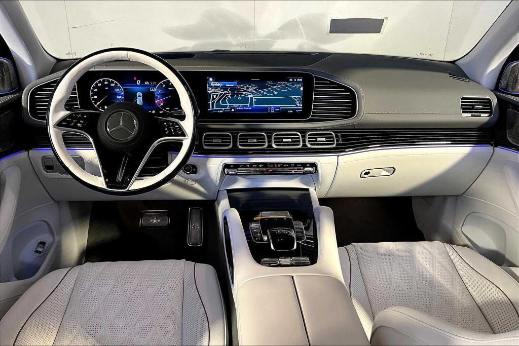 new 2025 Mercedes-Benz Maybach GLS 600 car, priced at $209,400