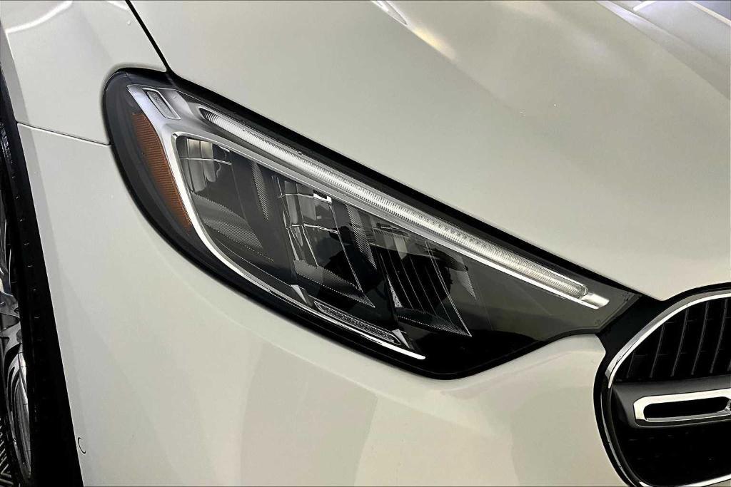 new 2026 Mercedes-Benz GLC 300 car, priced at $54,585