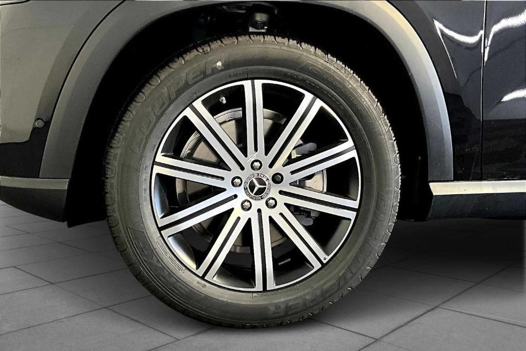 new 2025 Mercedes-Benz GLE 350 car, priced at $70,125
