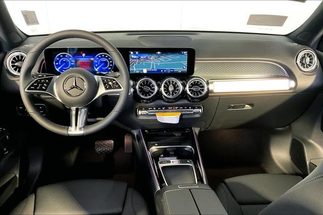 new 2024 Mercedes-Benz EQB 300 car, priced at $61,210