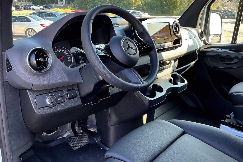 new 2025 Mercedes-Benz Sprinter 2500 car, priced at $58,873