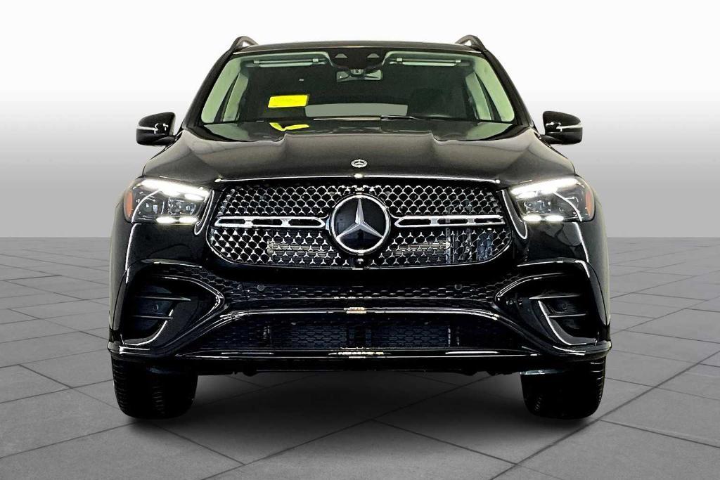 new 2025 Mercedes-Benz GLE 580 car, priced at $104,160
