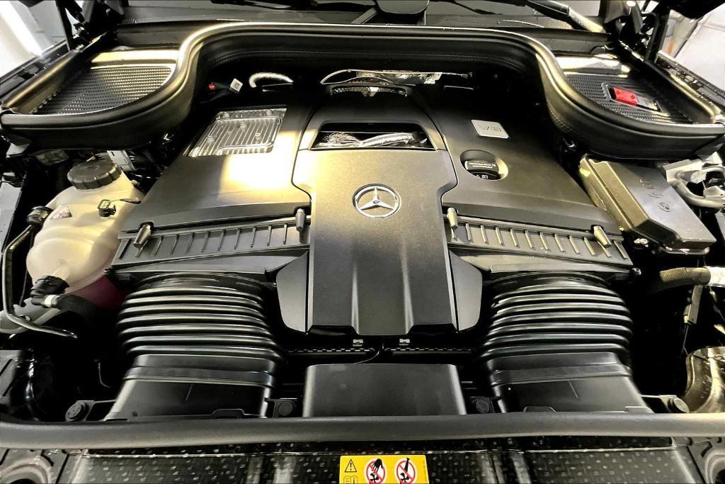 new 2025 Mercedes-Benz GLE 580 car, priced at $104,160