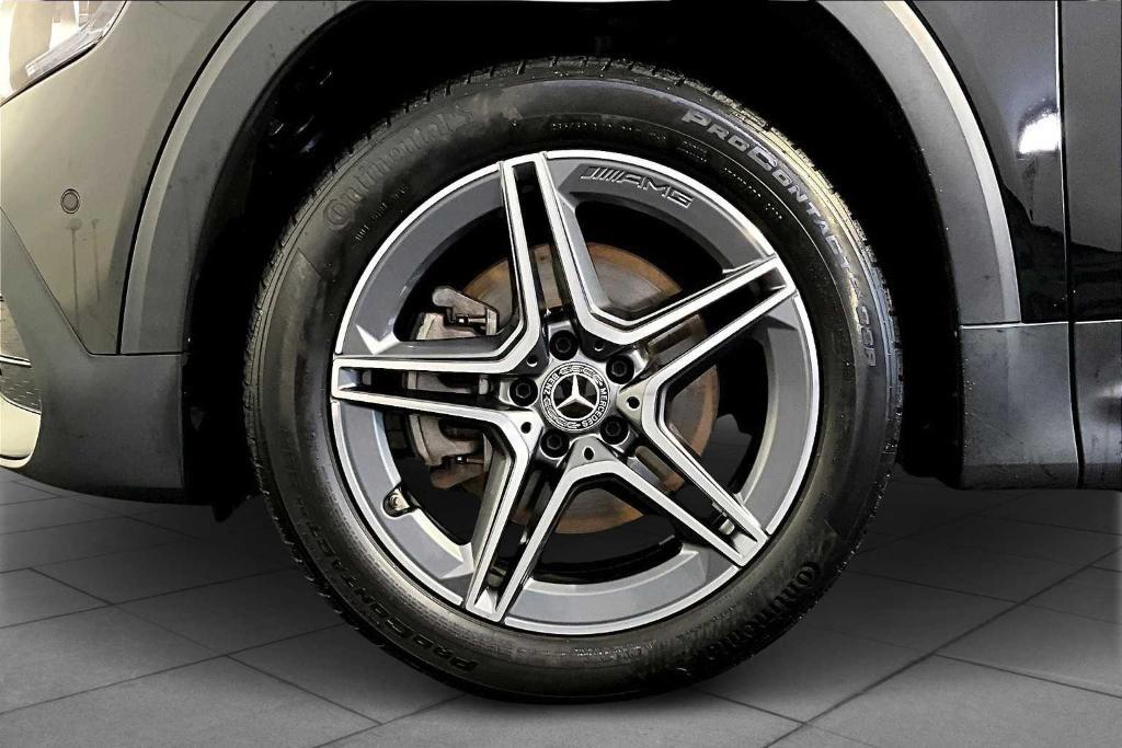 used 2022 Mercedes-Benz GLB 250 car, priced at $32,101