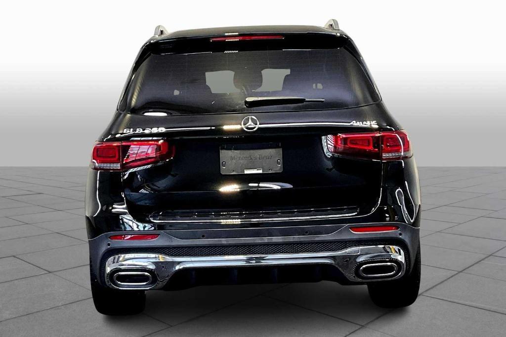 used 2022 Mercedes-Benz GLB 250 car, priced at $32,101