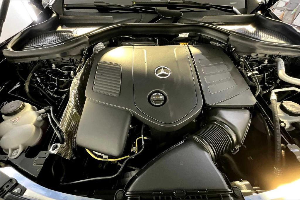 new 2026 Mercedes-Benz GLC 300 car, priced at $58,045