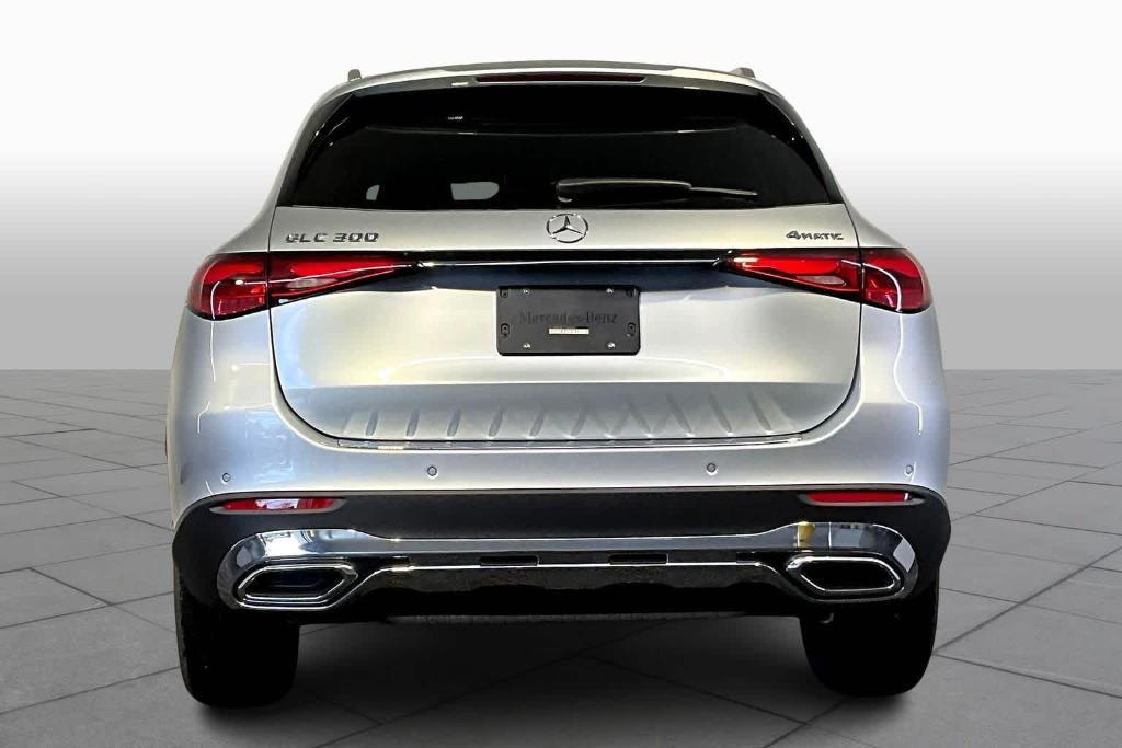 new 2026 Mercedes-Benz GLC 300 car, priced at $59,295