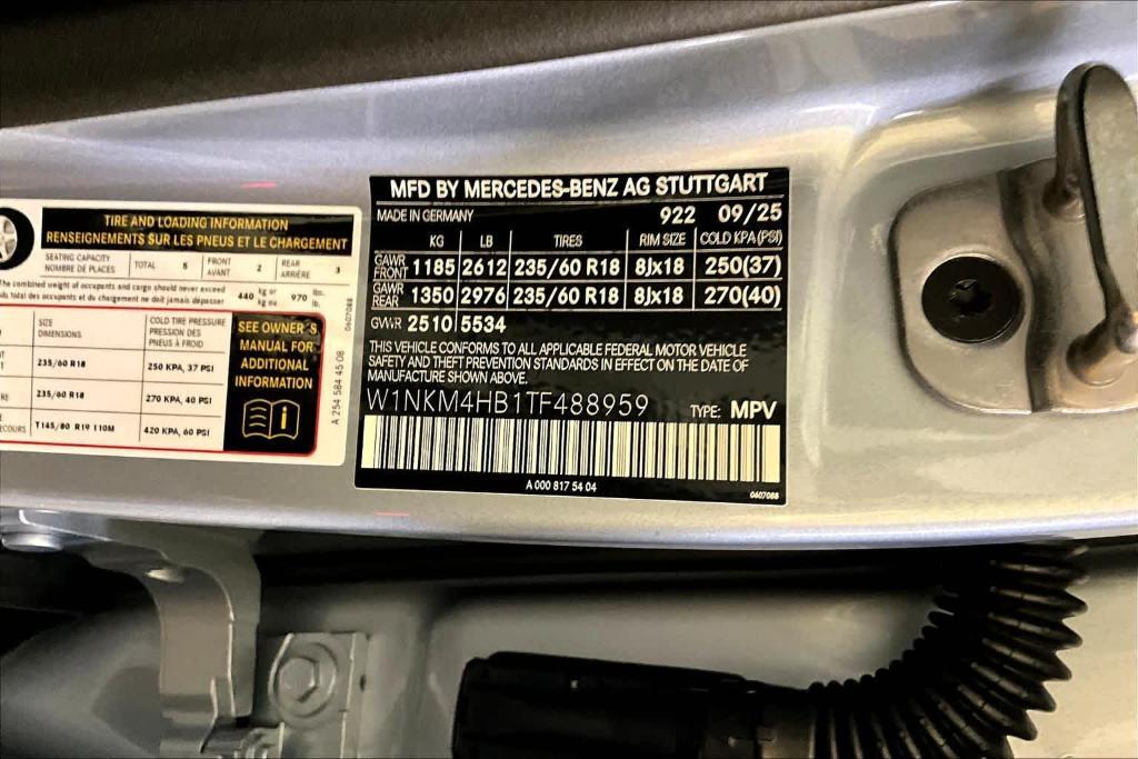 new 2026 Mercedes-Benz GLC 300 car, priced at $59,295