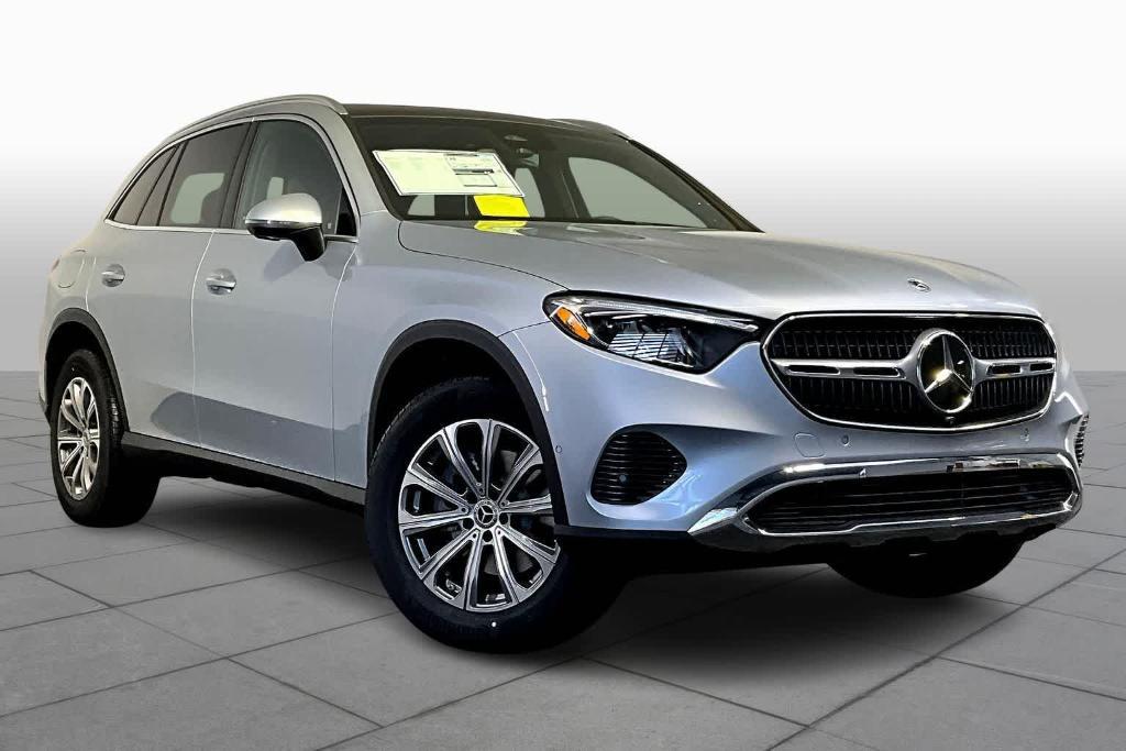new 2026 Mercedes-Benz GLC 300 car, priced at $59,295
