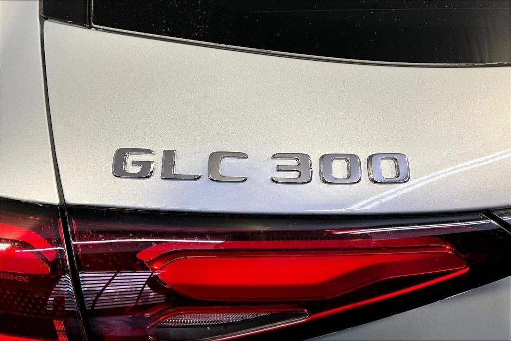 new 2026 Mercedes-Benz GLC 300 car, priced at $59,295