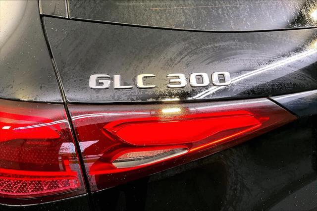 new 2024 Mercedes-Benz GLC 300 car, priced at $53,415