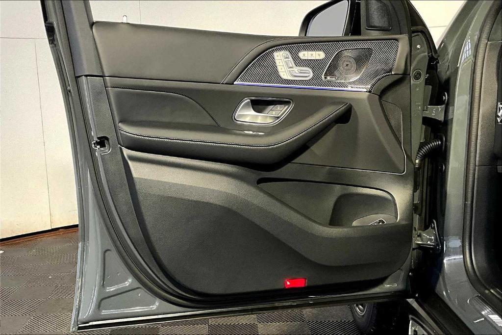 new 2026 Mercedes-Benz AMG GLE 63 car, priced at $152,625