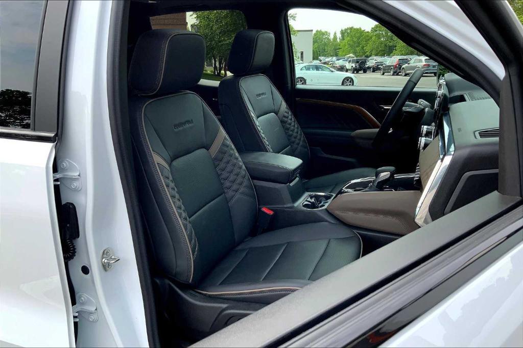 used 2024 GMC Canyon car, priced at $47,612